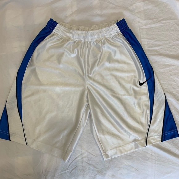 Blue/white unisex basketball shorts. - Picture 2 of 3